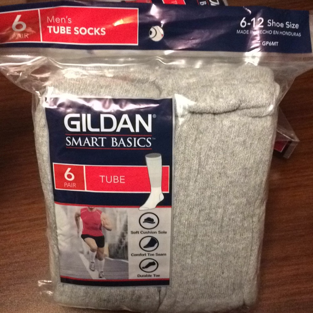 6 pair men's gray tube socks